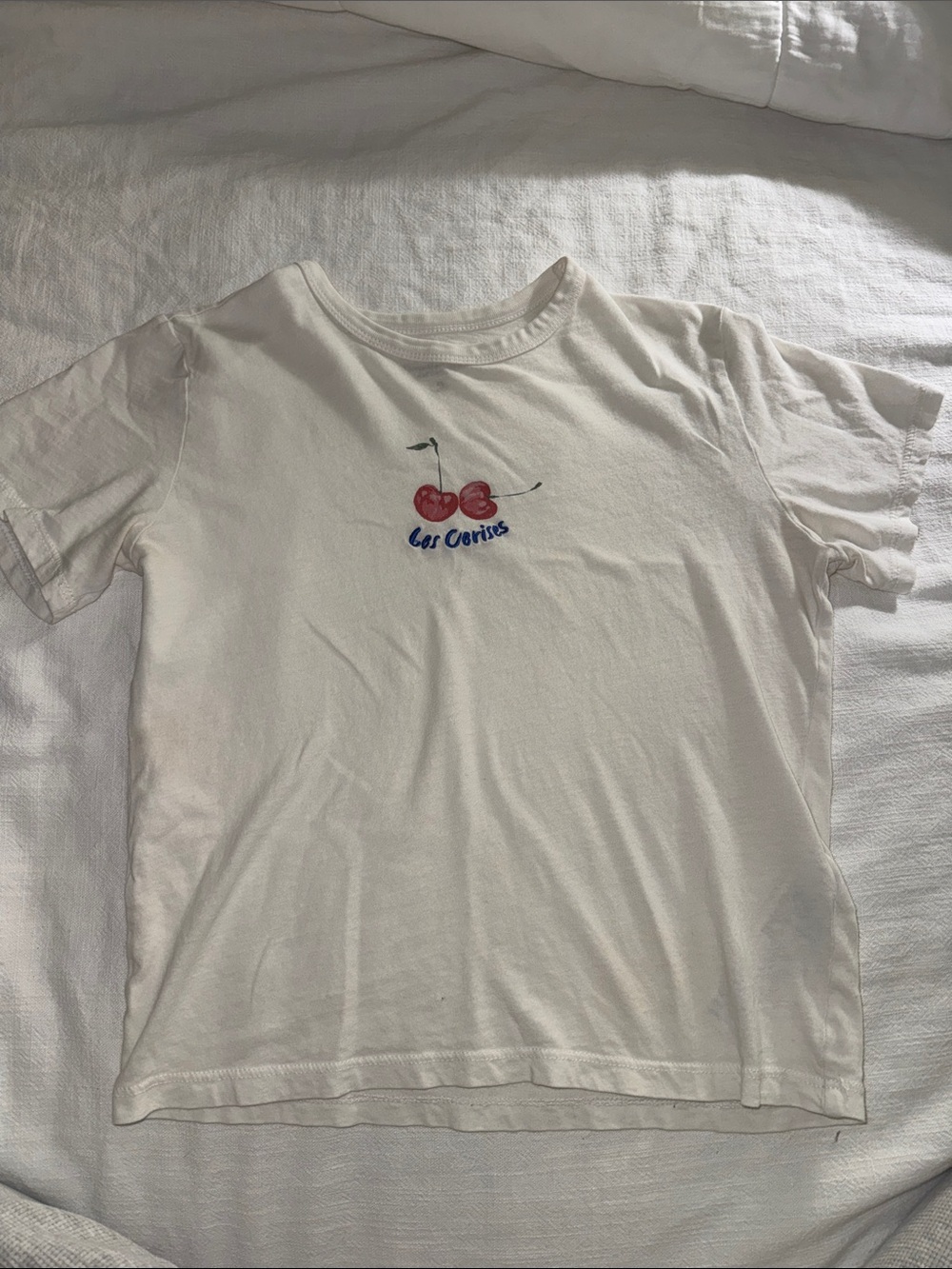 Abercrombie & Fitch cherry tee 100% cotton